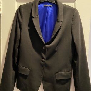 Tahari black blazer